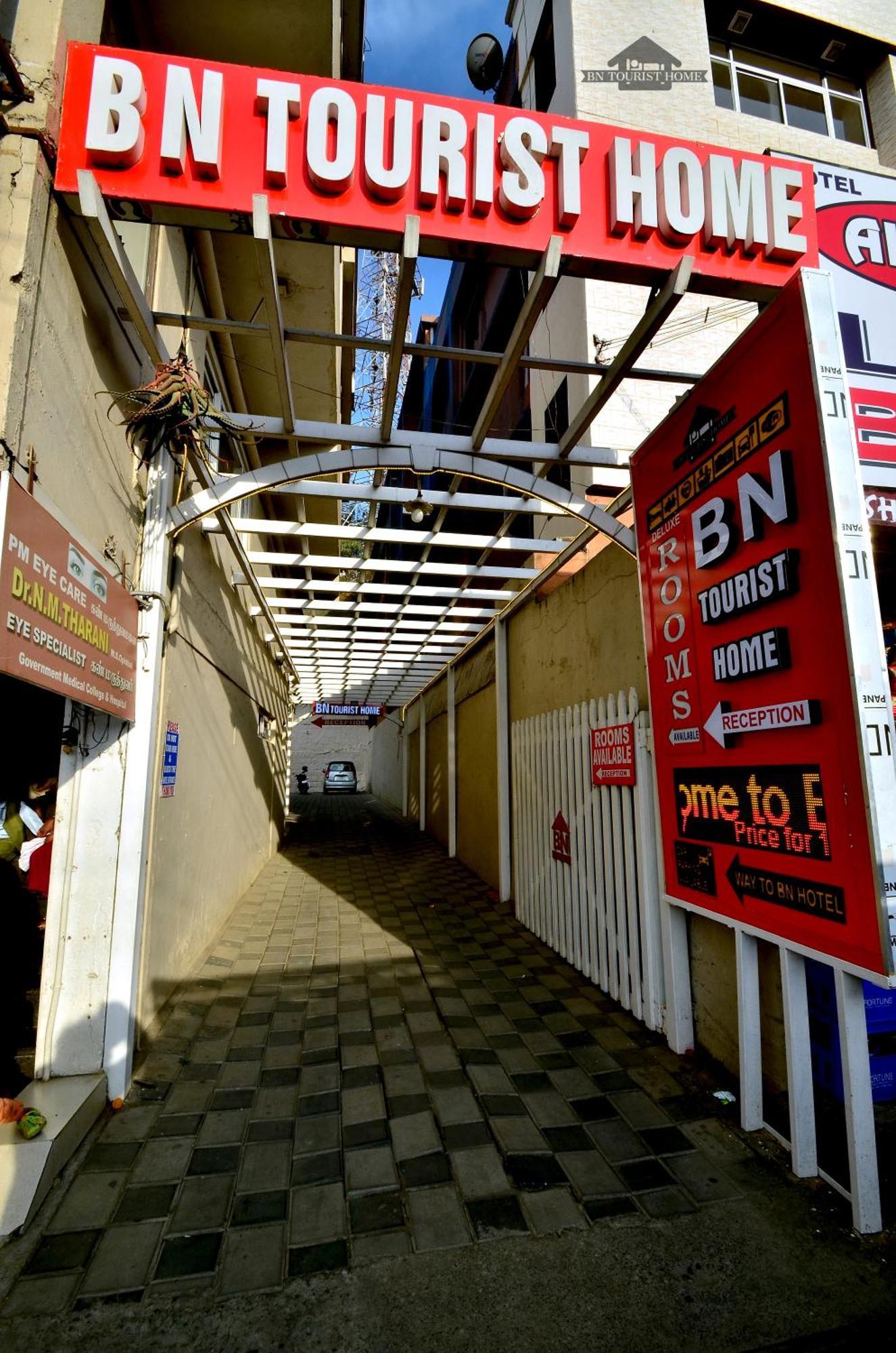 Bn Tourist Home Ооти Екстериор снимка